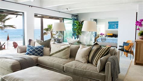 Malibu Beach House With Colorful Coastal Interior Decor | iDesignArch ...