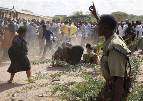 Kenya hits back at al-Shabab after Garissa massacre