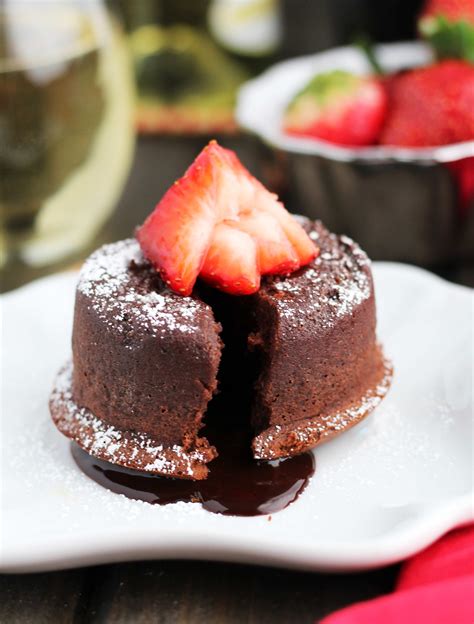 Baileys Molten Chocolate Lava Cakes For 2 | 3 Yummy Tummies