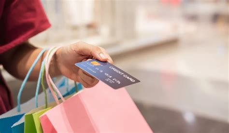 11 Best Online Shopping Credit Cards for Smart Spenders