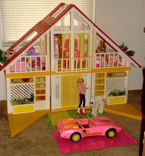 80'S Barbie Dream House - DREAM SFD