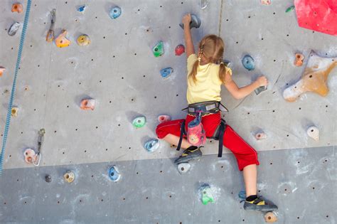 Benefits of rock climbing for kids