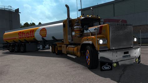 MACK SUPERLINER V8 1.35.X + DX11 V4.4 » GamesMods.net - FS19, FS17, ETS ...