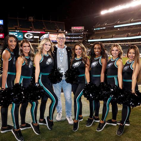 Philadelphia Eagles Cheerleaders - Madman Media Online