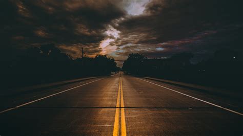 Road Marking Cloudy 4K wallpaper | Hd dark wallpapers, Dark desktop ...