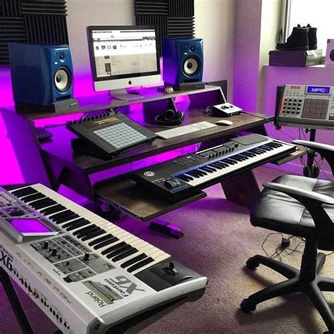 9 Insane LED Recording Studio Setups | Music studio room, Home studio ...