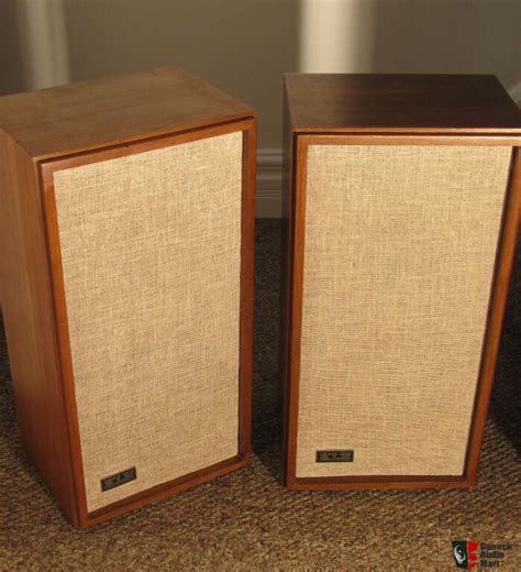 vintage klh model 17 speakers For Sale - Canuck Audio Mart