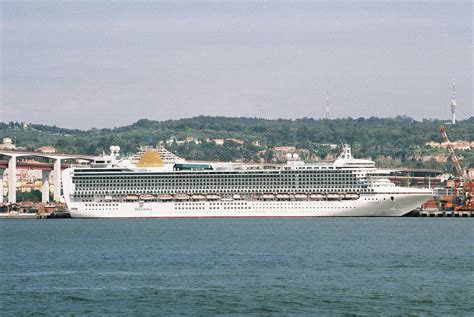 P & O CRUISES ship "VENTURA"