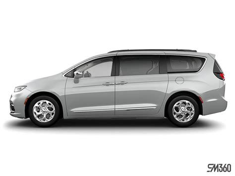 Connell Chrysler in Woodstock | The 2023 Chrysler Pacifica Limited AWD