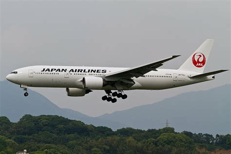 JAL B777-200 on short final for R/W34. | Aircraft: Boeing B7… | Flickr