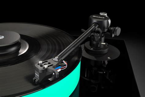 McIntosh MT5 Precision Turntable