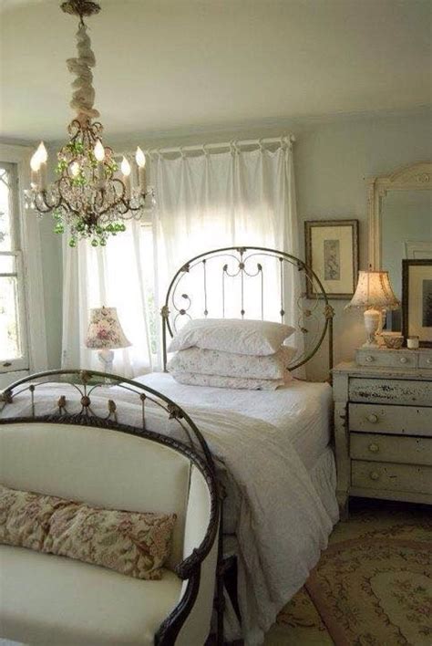 Cottage Chic, Country Cottage Bedroom, French Country Bedrooms, Cottage Style, Romantic Cottage ...