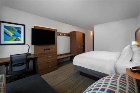 Holiday Inn Express Charleston-Civic Center, an IHG Hotel, Charleston – Updated 2023 Prices