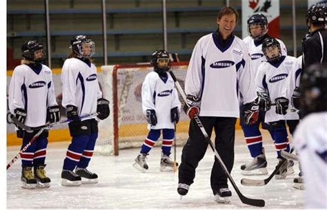 Wayne Gretzky Charities - Wayne Gretzky