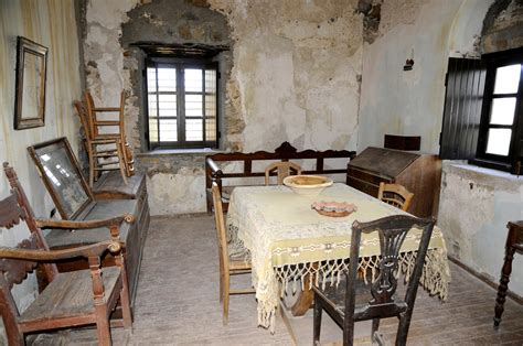 Monastery of Panagia Ypsilotera - Inside | Naxos | Pictures | Greece in Global-Geography