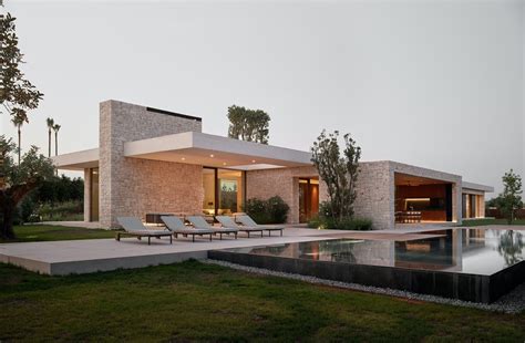 Beautiful Modern Spanish House With Courtyards And Pool