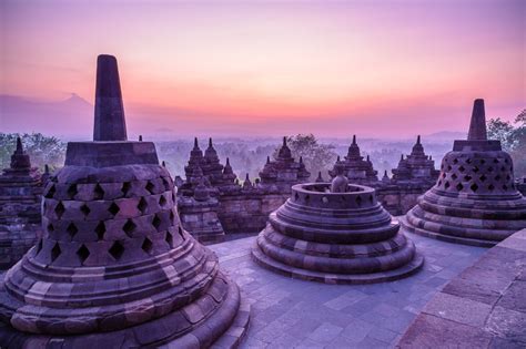 6 Questions To Help You Decide: Is Borobudur Sunrise Worth It? - Bold ...