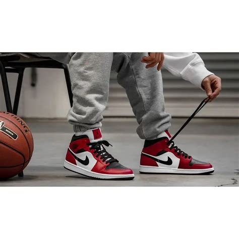 Jordan 1 Mid Chicago Black Toe | Where To Buy | 554724-069 | The Sole Supplier