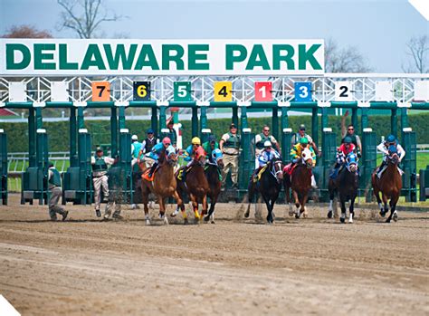 Racing - Delaware Park