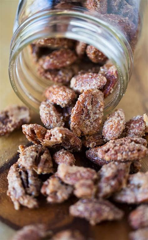 Maple Cinnamon Spiced Nuts - Spiced Nuts for Easy Edible Gift Giving Ideas