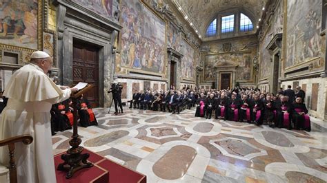 Le Pape établit un nouveau système judiciaire pour l'État du Vatican ...