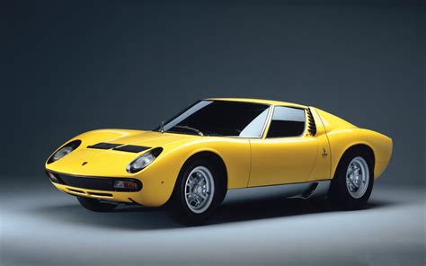 Lamborghini Miura | emsekflol.com