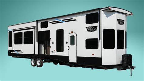 Is There Such Thing as a Two-Story RV? - Getaway Couple