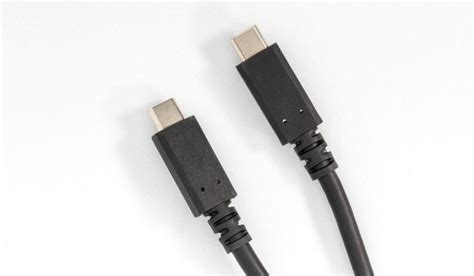 Can a USB-C Cable Power a Monitor? - Sorta Techy