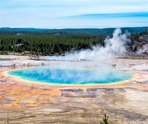 9 Most Dazzling Yellowstone Hot Springs - Misadventures of an Outdoorsy ...