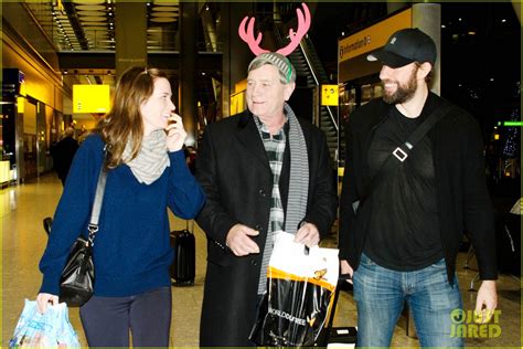 Emily Blunt's Dad Wears Reindeer Ears at the Airport!: Photo 3537789 ...