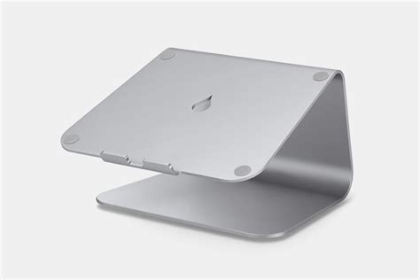 16 Best MacBook Pro Accessories - Top Apple Computer Tech