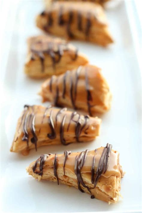 Pastry Triangles (VIDEO) - Valentina's Corner