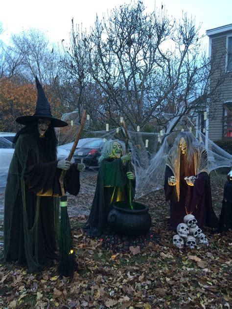 20++ Outdoor Halloween Decorations Witches | KIDDONAMES