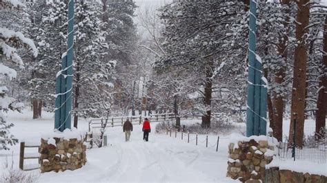 10 Unforgettable Things to do in Estes Park in Winter | Romantic RiverSong Inn | Estes Park ...