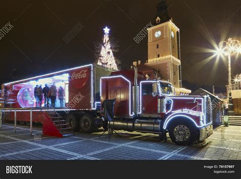 Christmas Coca-cola Image & Photo (Free Trial) | Bigstock