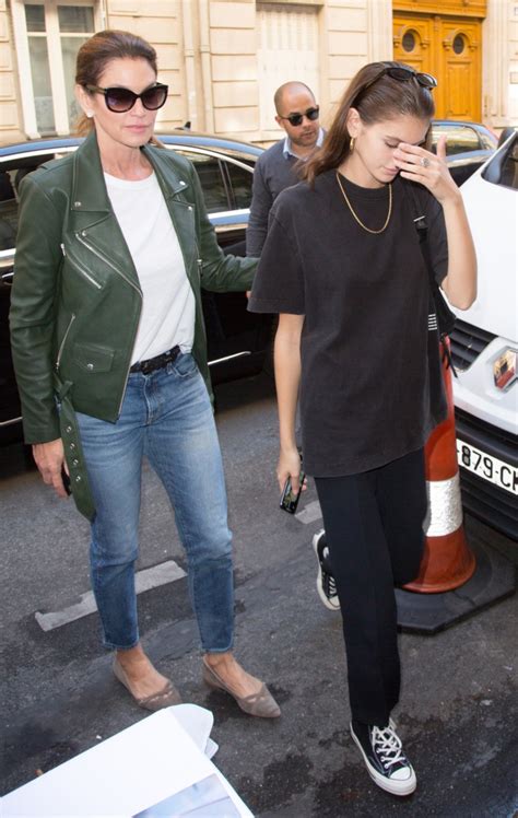 Kaia Gerber and Cindy Crawford’s Street Style Has Different Takes – Footwear News