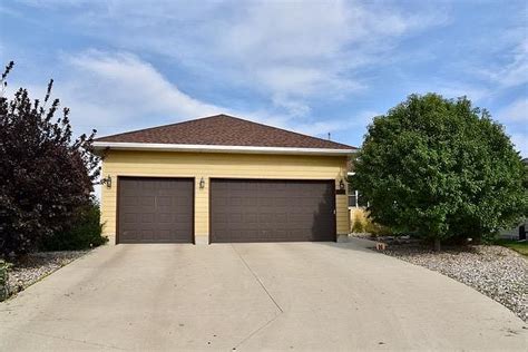 221 River View Dr, Pierre, SD 57501 | Zillow