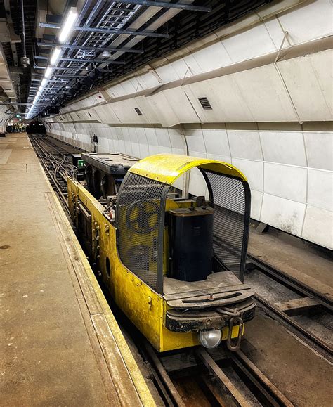 13 Haunting Photos From the Postal Museum’s Abandoned Mail Rail ...