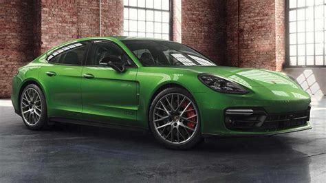 Porsche Exclusive dresses up Panamera GTS in Mamba Green