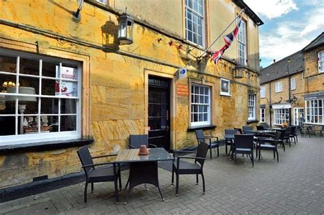 THE GEORGE HOTEL - Updated 2018 Prices & Reviews (Crewkerne, Somerset) - TripAdvisor