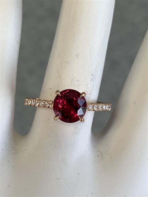 GIA Certified 1.68 Carat Natural Round Brilliant Ruby Rose Gold Engagement Ring For Sale at ...