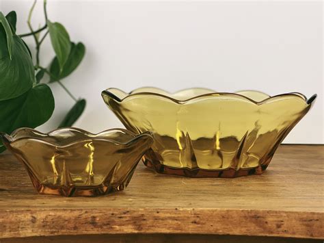 Vintage Yellow Glass Bowl Set of Two - Etsy | Glass bowl, Vase shop, Bowl