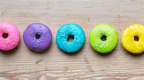 Bunte Donuts, Regenbogenfarben 3840x1200 Multi-Monitor-Panorama Hintergrundbilder, HD, Bild