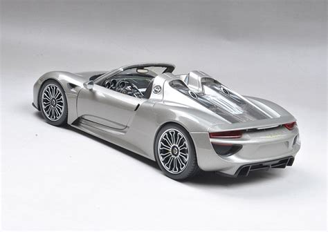 1/18 Welly FX Porsche 918 Spider Spyder Diecast Car Model - LIVECARMODEL.com