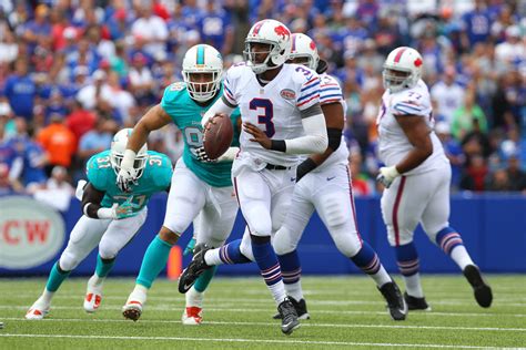 The Buffalo Bills Defeat the Miami Dolphins in an A.F.C. East Rivalry ...