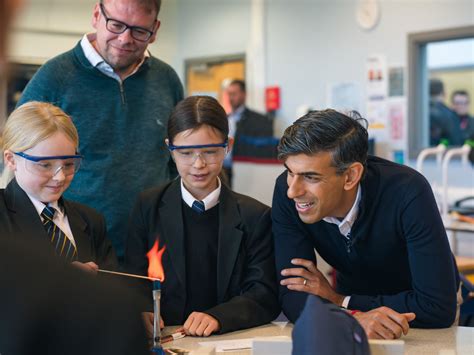 PM Rishi Sunak visits Bolsover School to welcome new sixth form | Mark ...