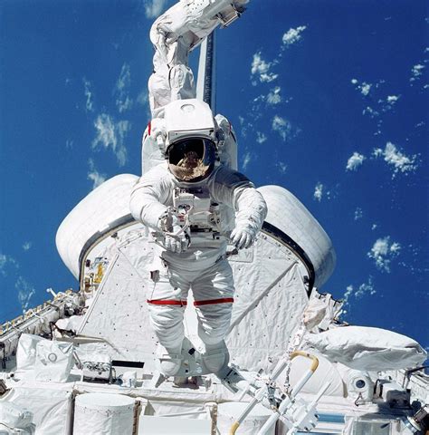 Astronaut During Spacewalk Photograph by Nasa/science Photo Library ...