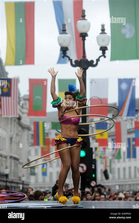 Piccadilly Circus Circus Stock Photo - Alamy