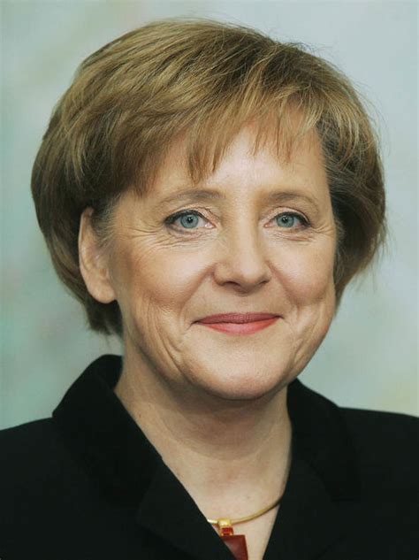 Angela Merkel young: Pictures as young Angela Merkel took power in ...