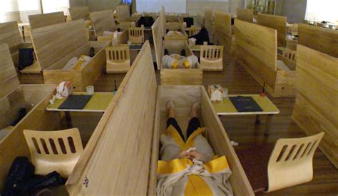 The employees shut inside coffins - BBC News